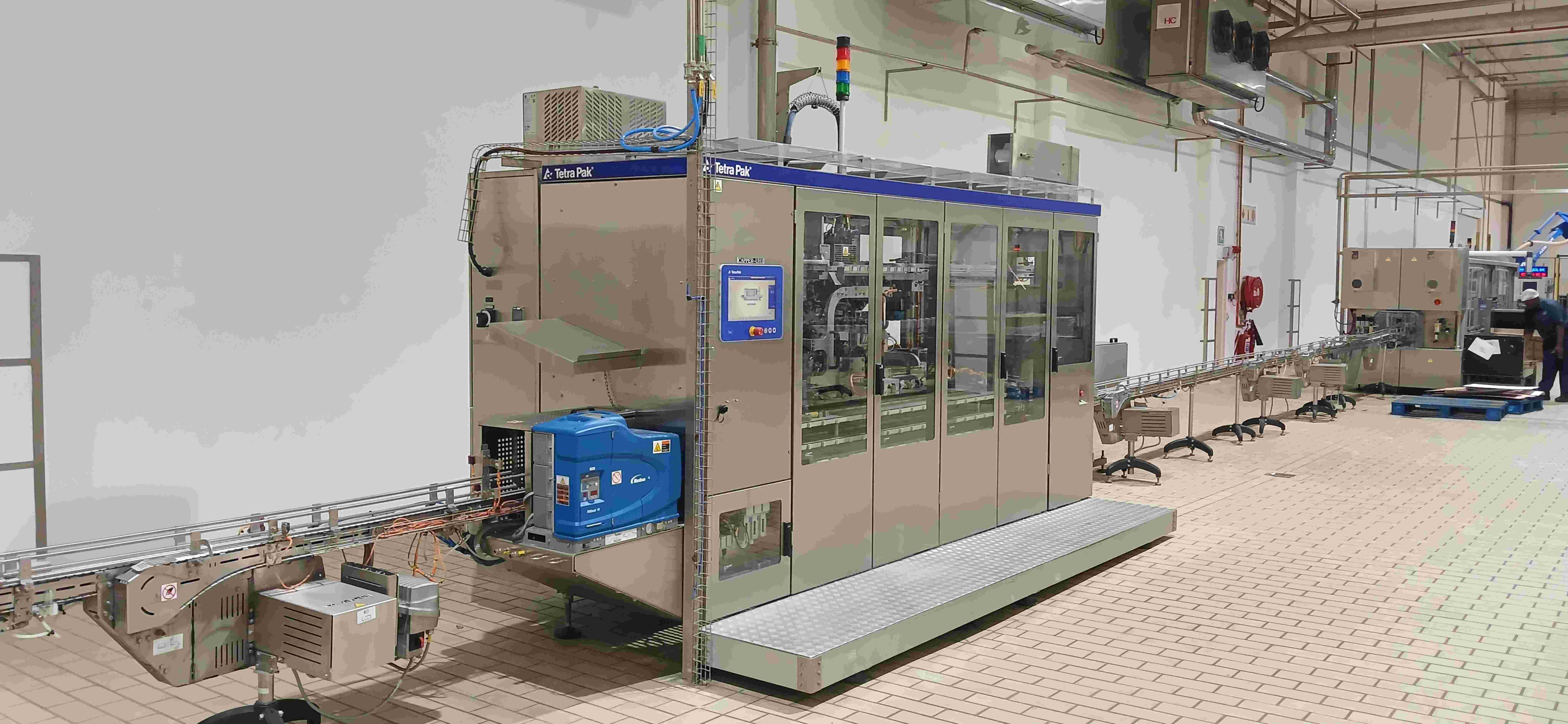 USED A3 SPEED 1000ML SQUARE FILLING LINE FOR SALE YEAR 2020