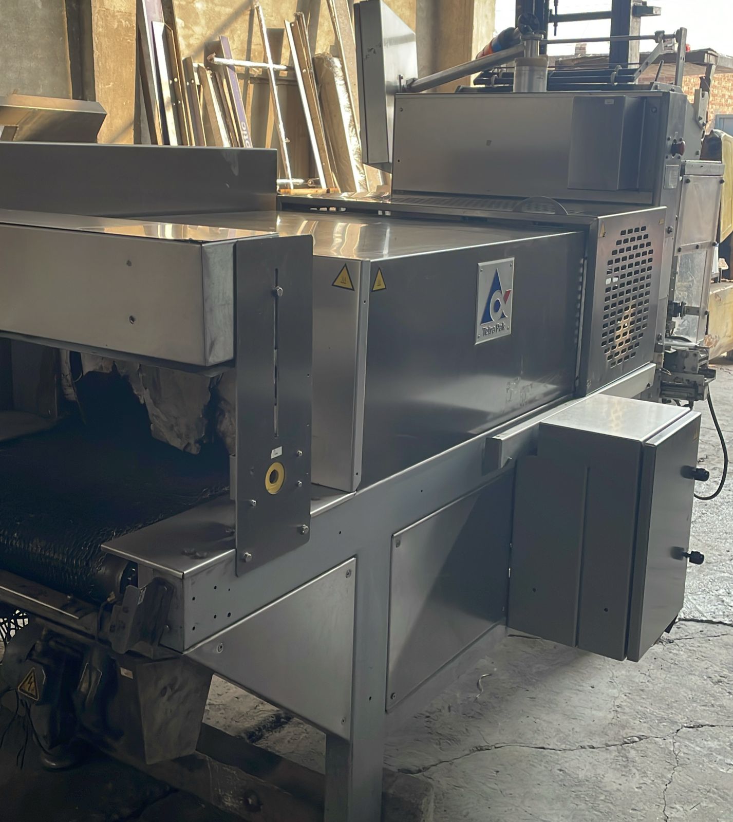 REFURBISHED TETRA PAK TRAY SHRINK TTS 51 FOR SALE YEAR 2010