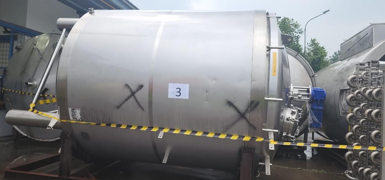 TBA 19 200ML SLIM 30v FILLING LINE AND TBA 8 1000ML SQUARE FILLING LINE AND GEA UHT PLANT 65000 LPH FOR SALE