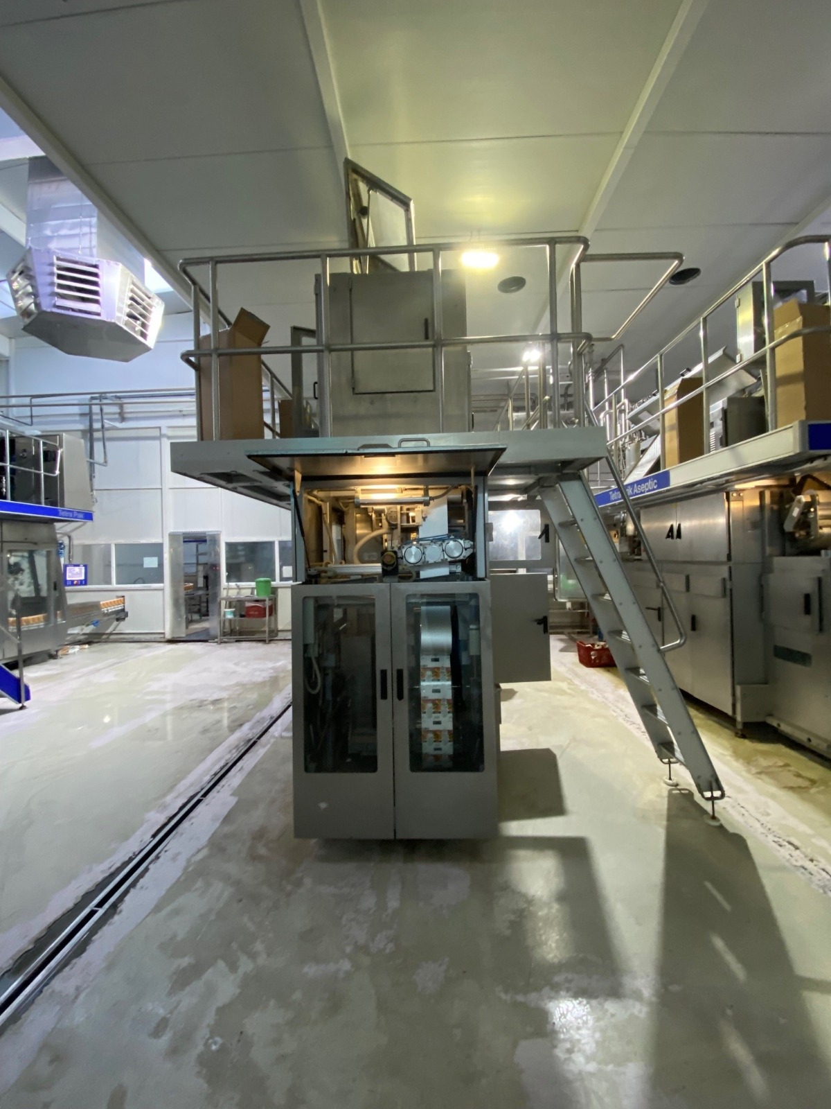 USED TETRA PAK TPA 19 200ML PRISMA COMPLETE FILLING LINE FOR SALE YEAR 2002