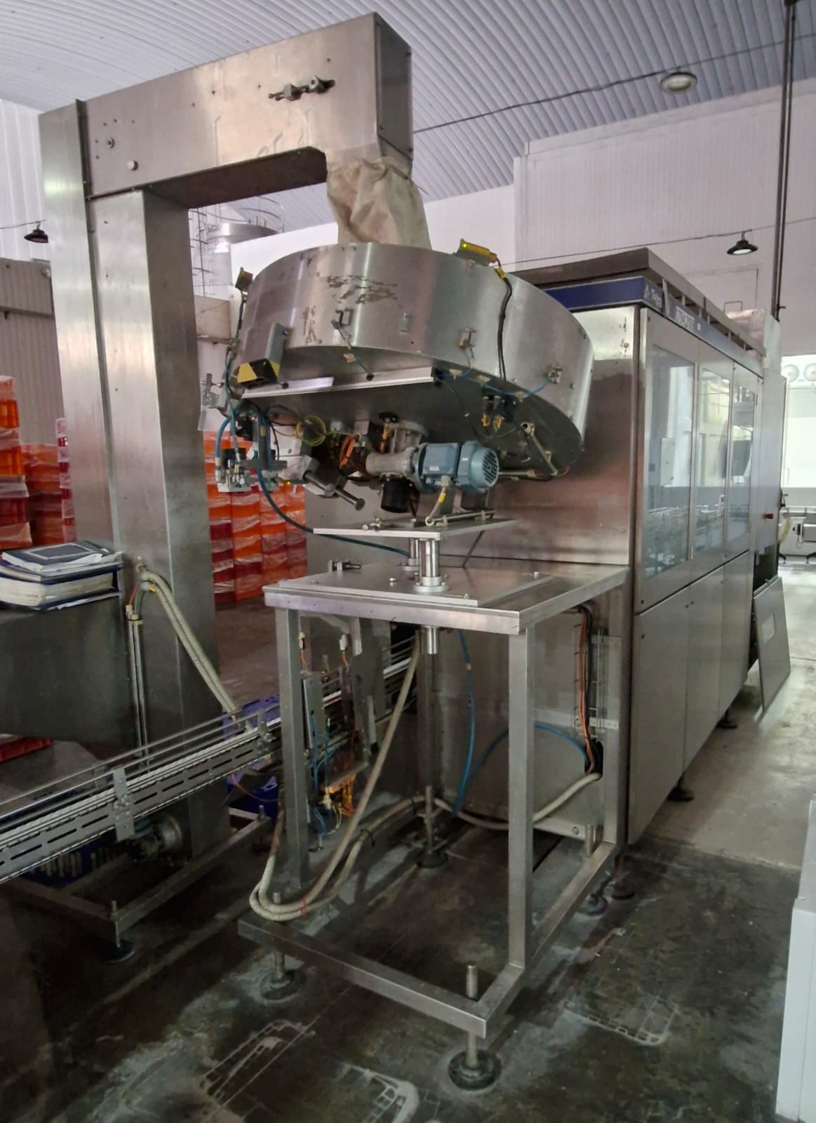 USED TETRA PAK TBA 8 1000ML SLIM FILLING LINE FOR SALE