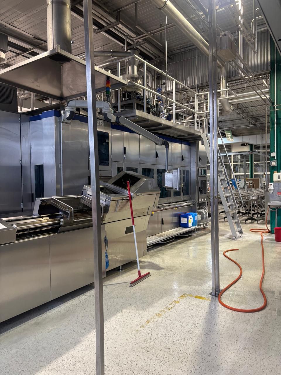 USED TETRA REX FILLING AND CAPPING COMPLETE LINE FOR SALE FOR LONG LIFE FRUIT JUICES YEAR 2016