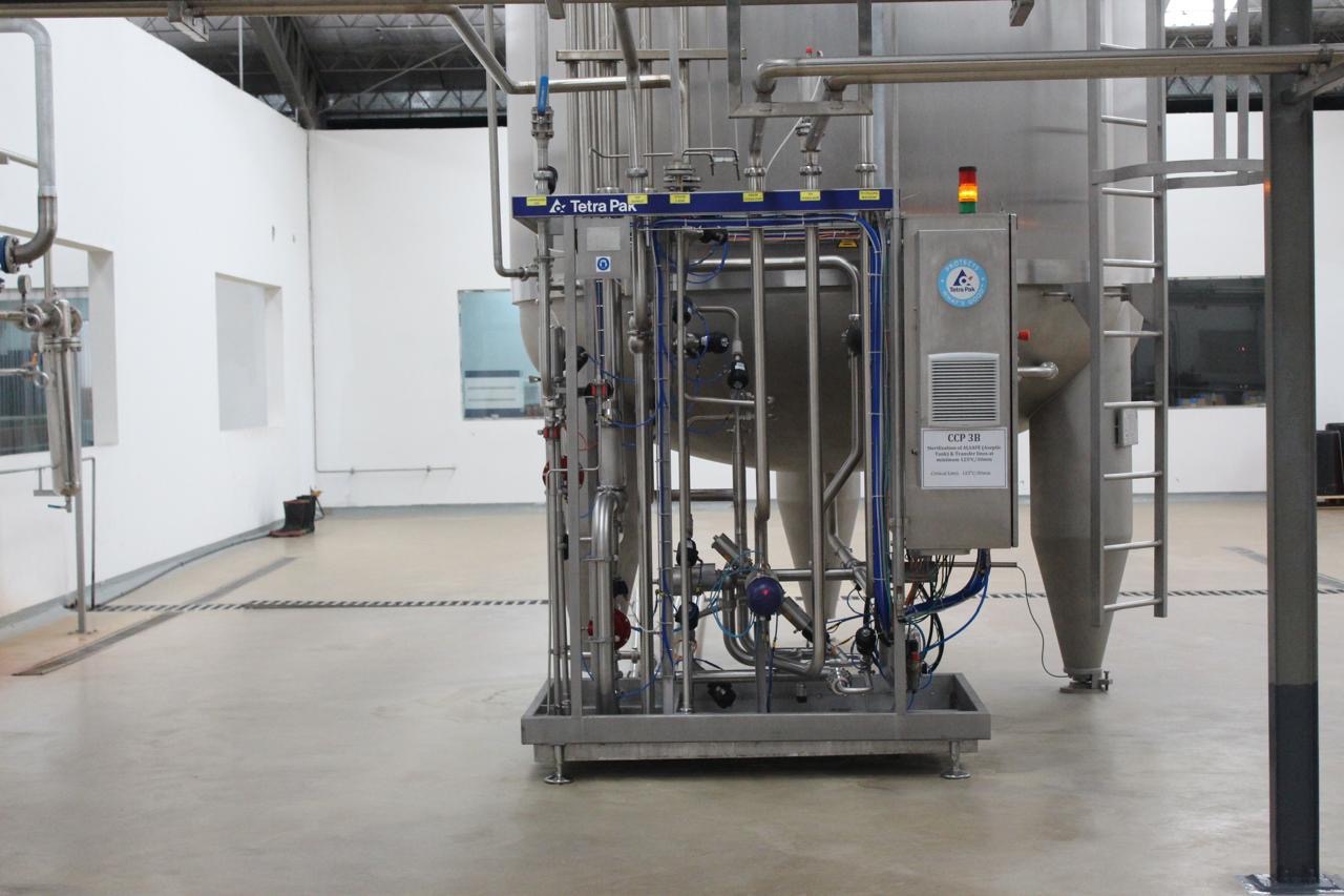 COMPLETE TETRA PAK UHT PLANT WITH TWO ASEPTIC FILLING LINES FOR SALE
