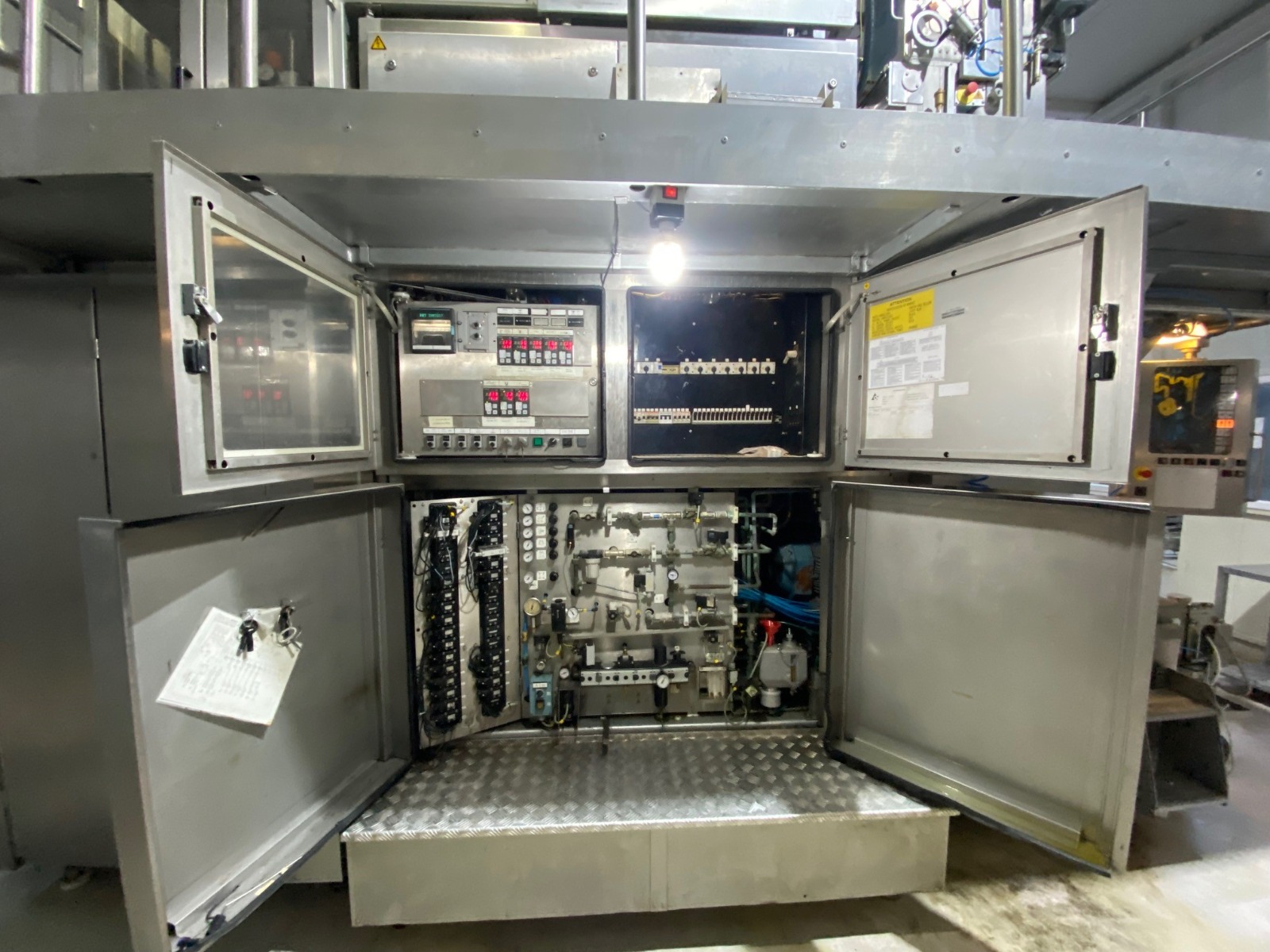 USED TETRA PAK TPA 19 200ML PRISMA COMPLETE FILLING LINE FOR SALE YEAR 2002