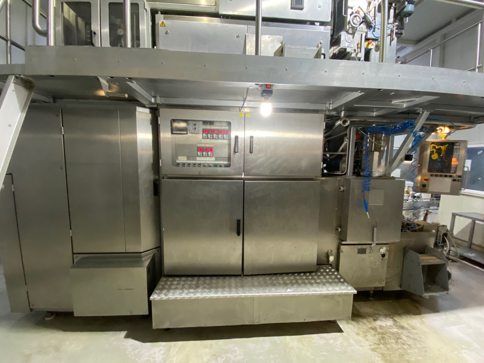 USED TETRA PAK TPA 19 200ML PRISMA COMPLETE FILLING LINE FOR SALE YEAR 2002