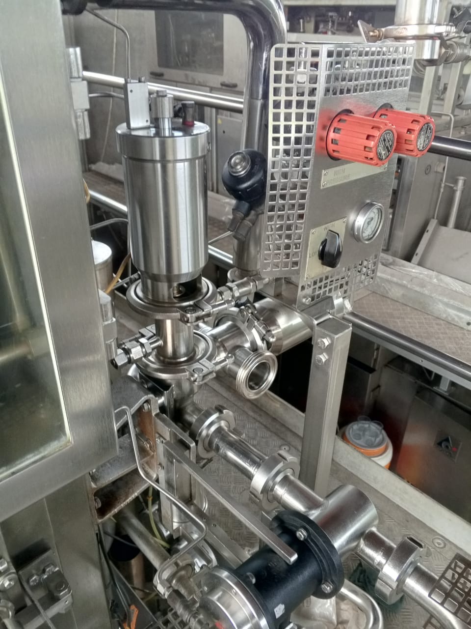 REFURBISHED TETRA PAK TBA 19 200ML SLIM 30v FILLING LINE FOR SALE YEAR 2007